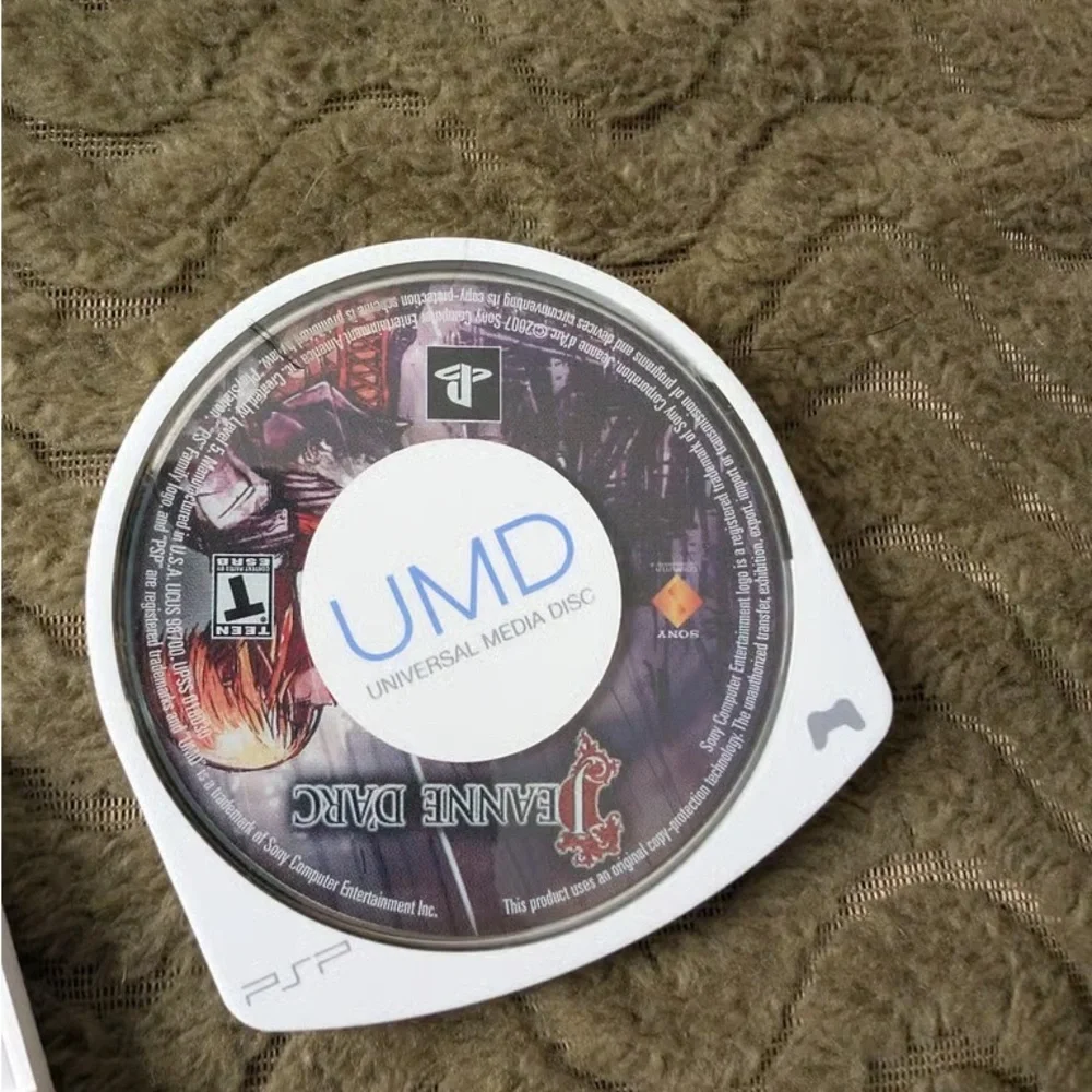 Sony PSP Handheld Console - Classic White